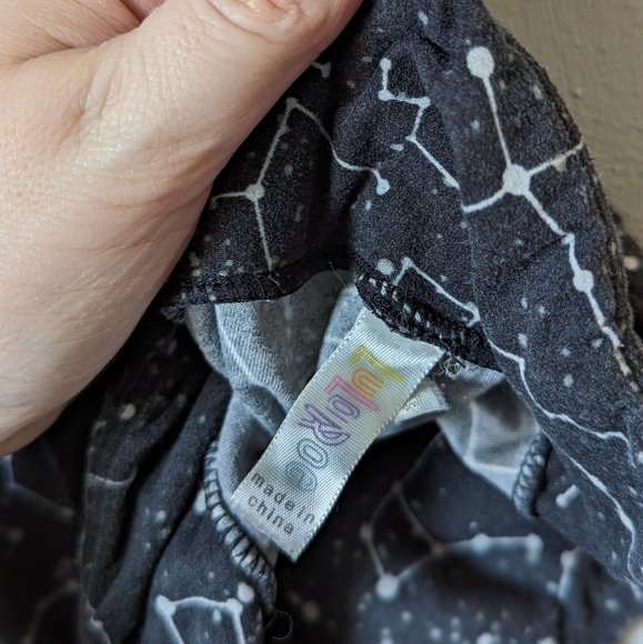 LuLaRoe Leggings - Picture 2 of 2